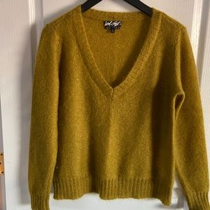 🆕 Lord & Taylor 424 Fifth Mohair blend Sweater